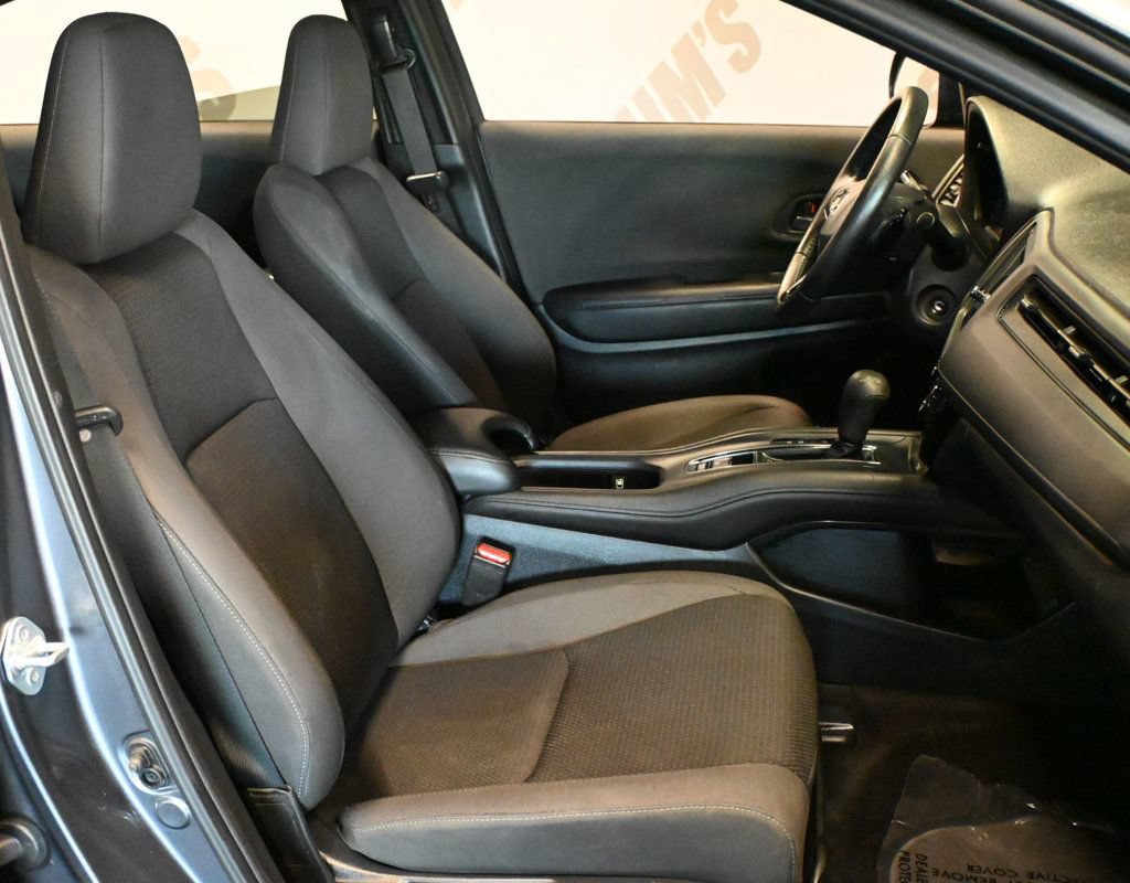 Used 2022 Honda HR-V Sport image 17