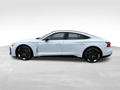 New 2026 Audi RS e-tron GT Base image 2