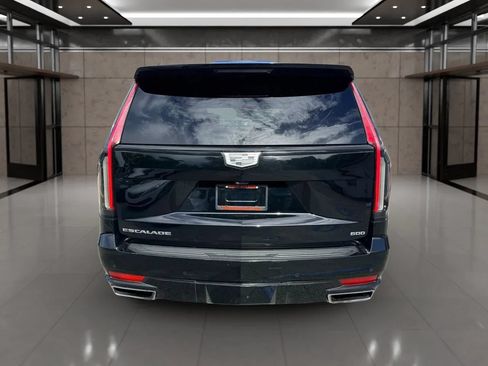 Used 2021 Cadillac Escalade Premium Luxury w/ LPO, Radiant Package AWD/4WD image 4