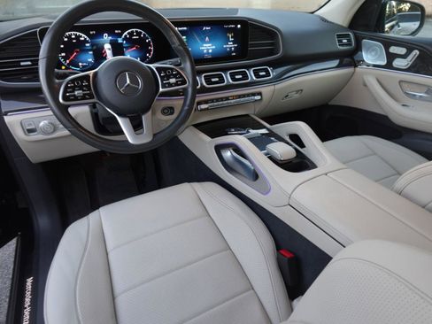 Used 2020 Mercedes-Benz GLE 350 w/ Premium Package image 23