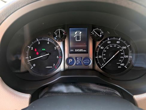 Used 2019 Lexus GX 460 Premium AWD/4WD image 17
