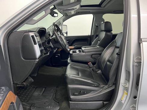 Used 2017 Chevrolet Silverado 3500 LTZ w/ Duramax Plus Package AWD/4WD image 5