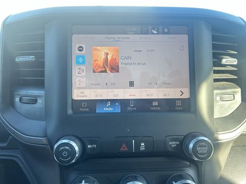 Used 2023 RAM 3500 Tradesman image 21