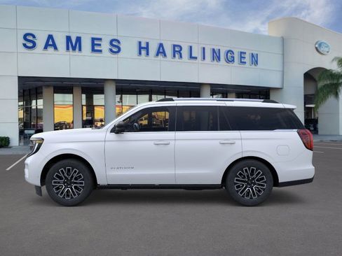 New 2026 Ford Expedition Platinum image 3