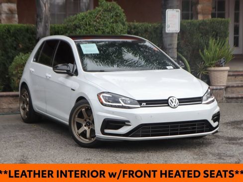 Used 2018 Volkswagen Golf R 4-Door AWD/4WD image 2
