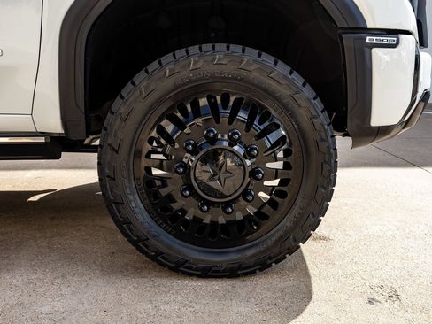 Used 2026 GMC Sierra 3500 Denali Ultimate AWD/4WD image 12