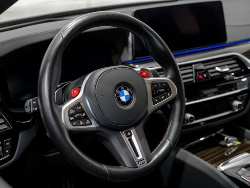 Used 2022 BMW M5 w/ Executive Package image 14