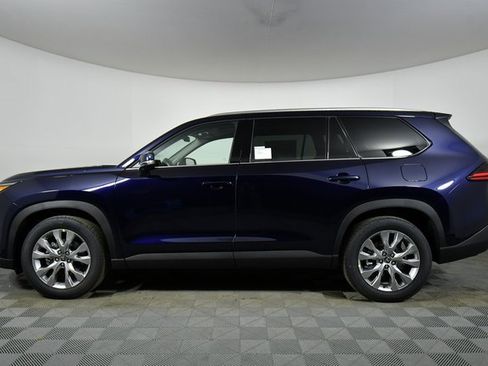 New 2026 Toyota Grand Highlander Limited image 16