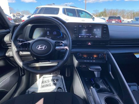New 2025 Hyundai Elantra Sport w/ Cargo Package image 10