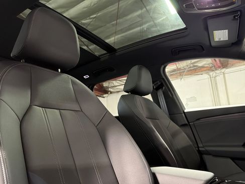 New 2027 Audi Q6 e-tron Premium AWD/4WD image 16