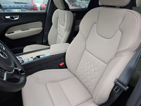 New 2026 Volvo XC60 B5 Core image 21