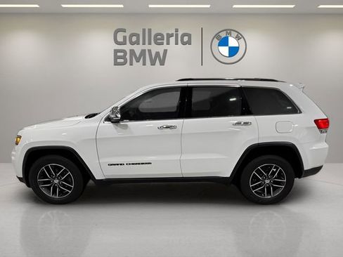 Used 2017 Jeep Grand Cherokee Limited w/ Luxury Group II image 12