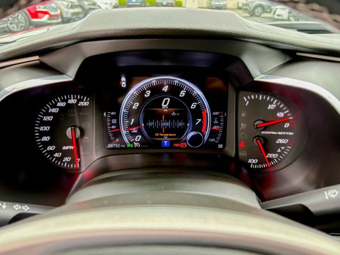 Used 2017 Chevrolet Corvette Stingray Coupe w/ 1LT RWD image 6