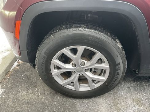 Used 2022 Jeep Grand Cherokee L Limited image 26