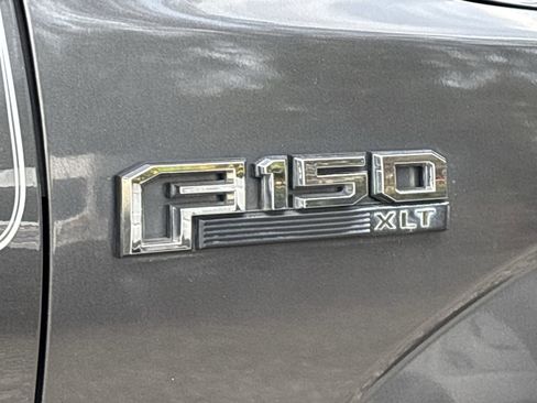 Used 2016 Ford F150 XLT w/ Equipment Group 302A Luxury RWD image 9