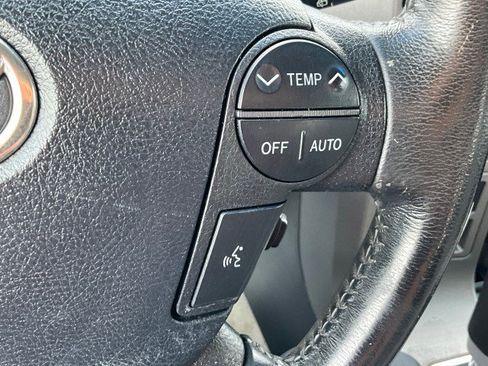 Used 2011 Toyota Sequoia Limited RWD image 17