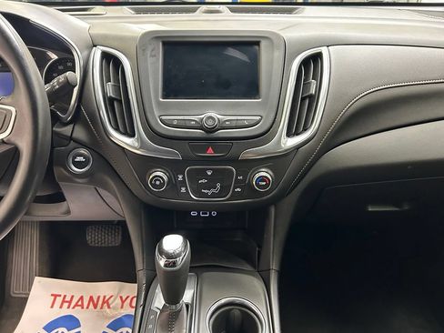 Used 2019 Chevrolet Equinox LT FWD image 25