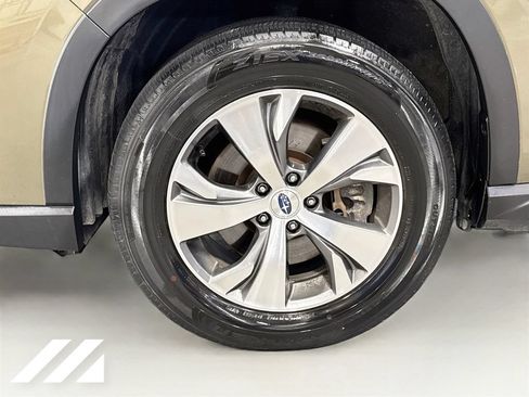 Used 2023 Subaru Ascent Premium w/ Convenience Package AWD/4WD image 31