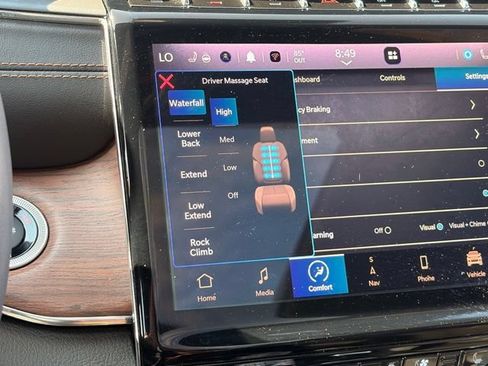 Used 2023 Jeep Grand Cherokee Summit w/ Luxury Tech Group V AWD/4WD image 19