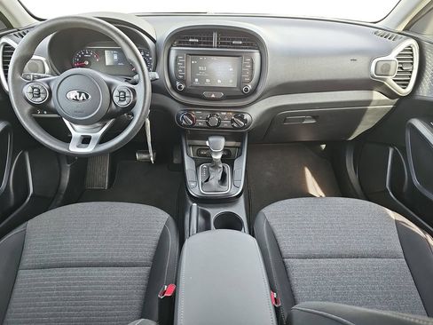 Used 2021 Kia Soul S FWD image 12