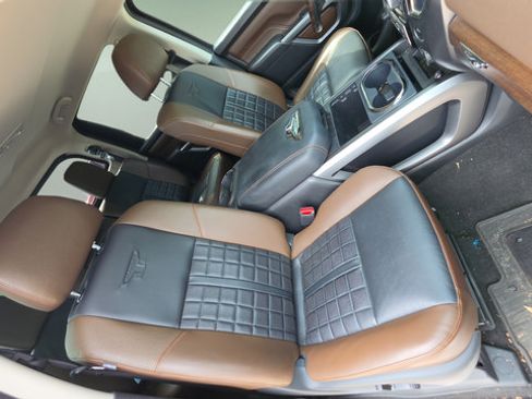 Used 2018 Nissan Titan Platinum Reserve w/ Platinum Utility Package AWD/4WD image 14