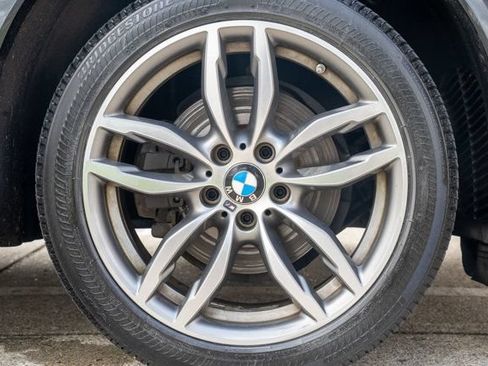 Used 2017 BMW X4 xDrive28i AWD/4WD image 57