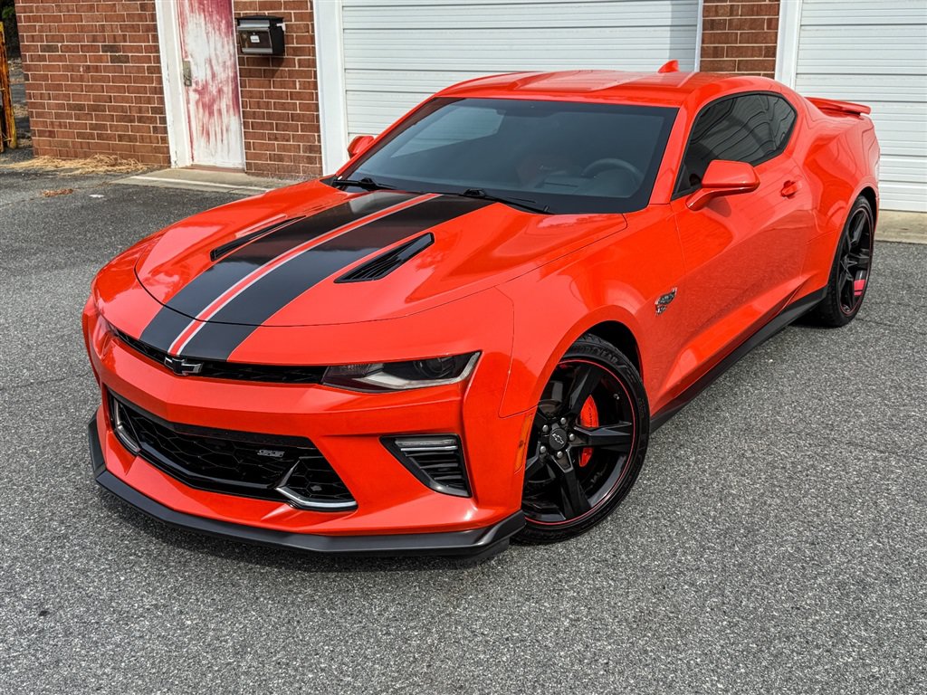 Used 2018 Chevrolet Camaro SS w/ Hot Wheels Edition RWD image 6