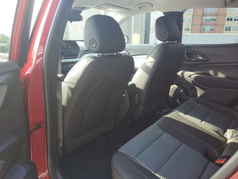 New 2026 Chevrolet Trax LT image 14