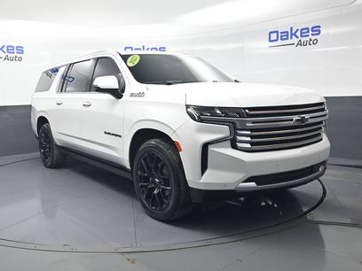 Used 2023 Chevrolet Suburban High Country w/ Premium Package 2
