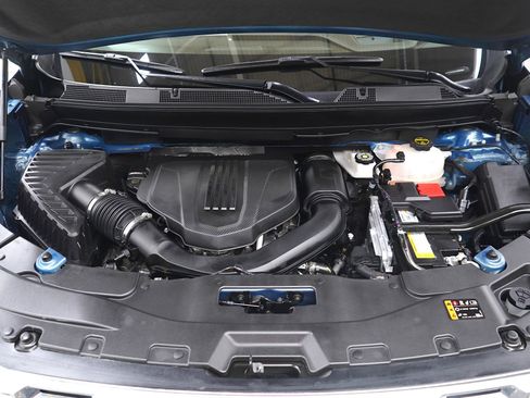 Used 2024 GMC Acadia Denali w/ Super Cruise Package image 35