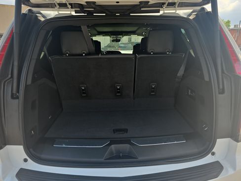 Certified 2023 Cadillac Escalade Premium Luxury w/ Performance Package AWD/4WD image 13