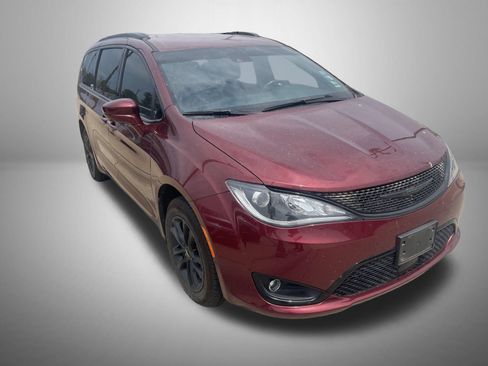 Used 2020 Chrysler Pacifica Touring-L w/ Advanced Safetytec Group AWD/4WD image 5