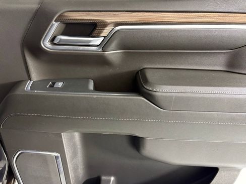 Used 2024 Chevrolet Silverado 1500 LT image 18