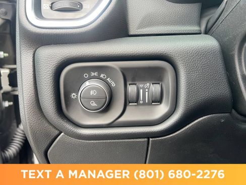 New 2026 RAM 2500 Laramie AWD/4WD image 31