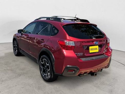 Used 2015 Subaru Crosstrek 2.0i Premium AWD/4WD image 3