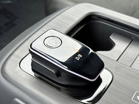 Certified 2023 Nissan Ariya AWD image 25