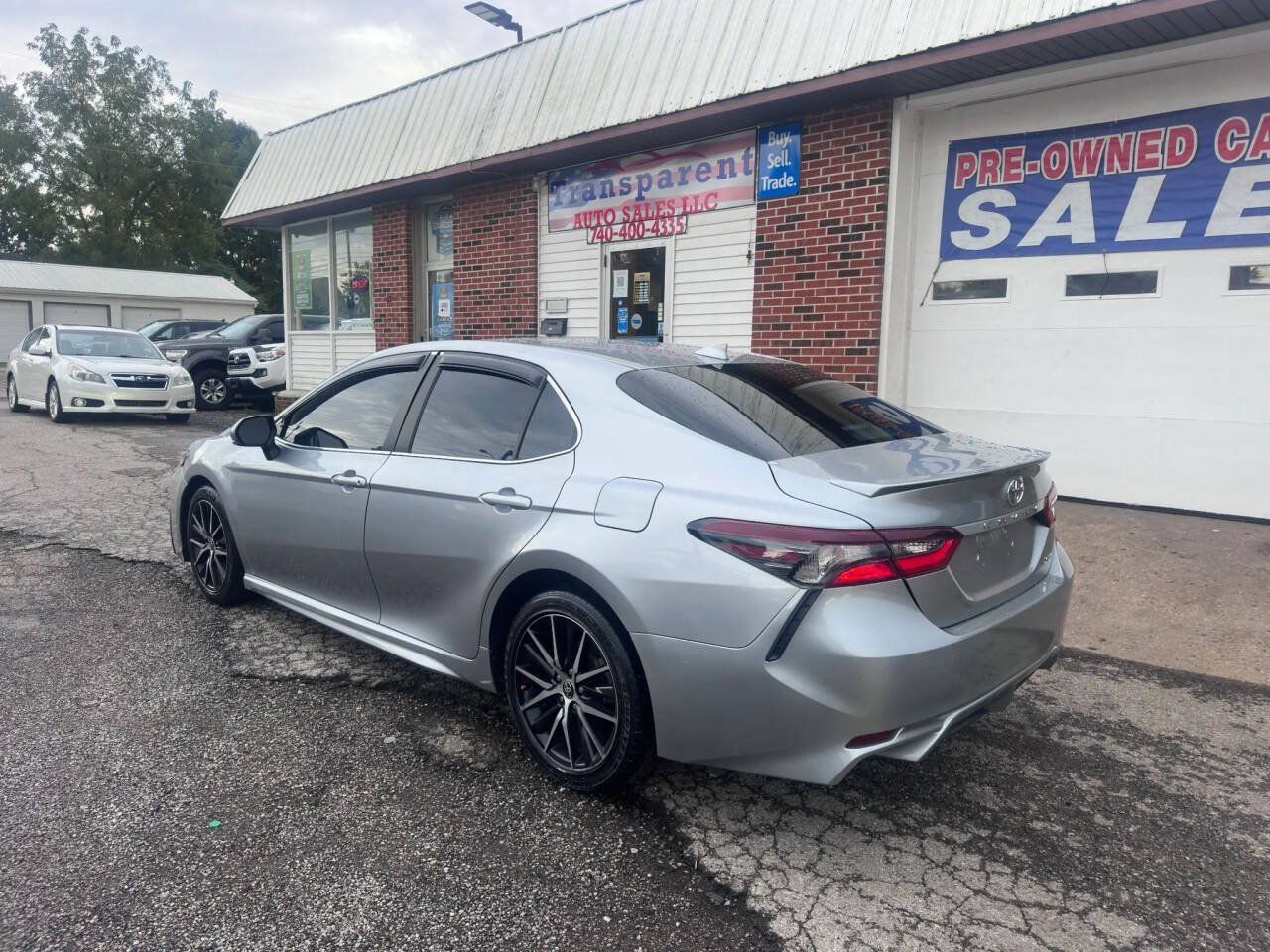 Used 2023 Toyota Camry SE FWD image 8