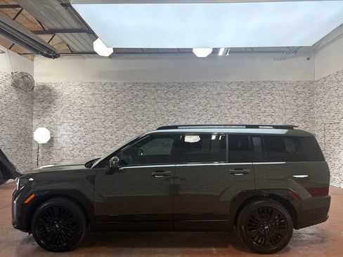 Certified 2025 Hyundai Santa Fe Calligraphy FWD image 4
