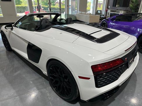 Used 2020 Audi R8 V10 w/ 20" Wheel Package AWD/4WD image 31