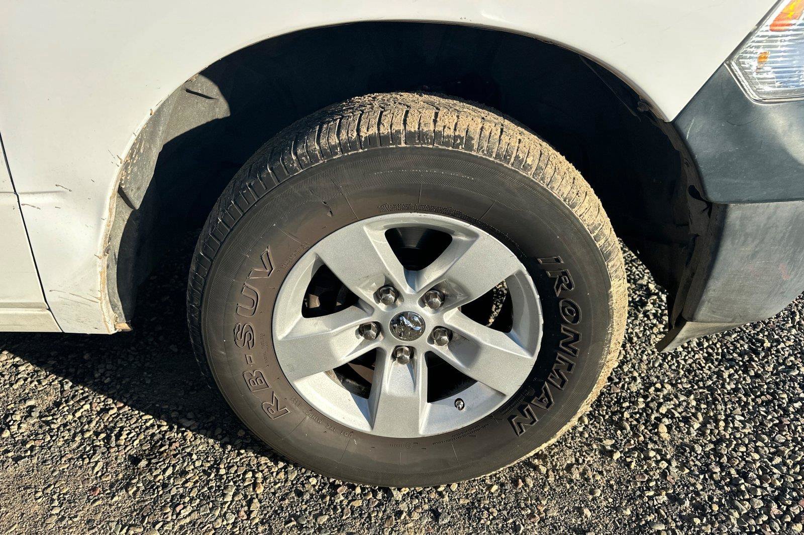 Used 2016 RAM 1500 Tradesman RWD image 5