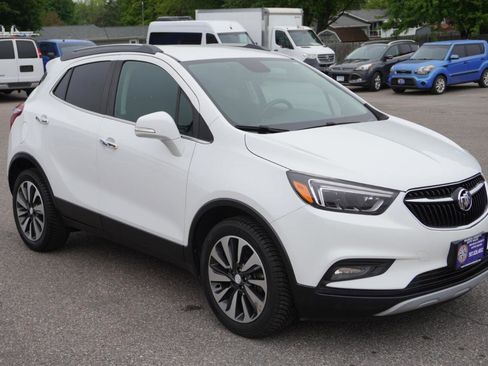 Used 2017 Buick Encore Essence FWD image 7