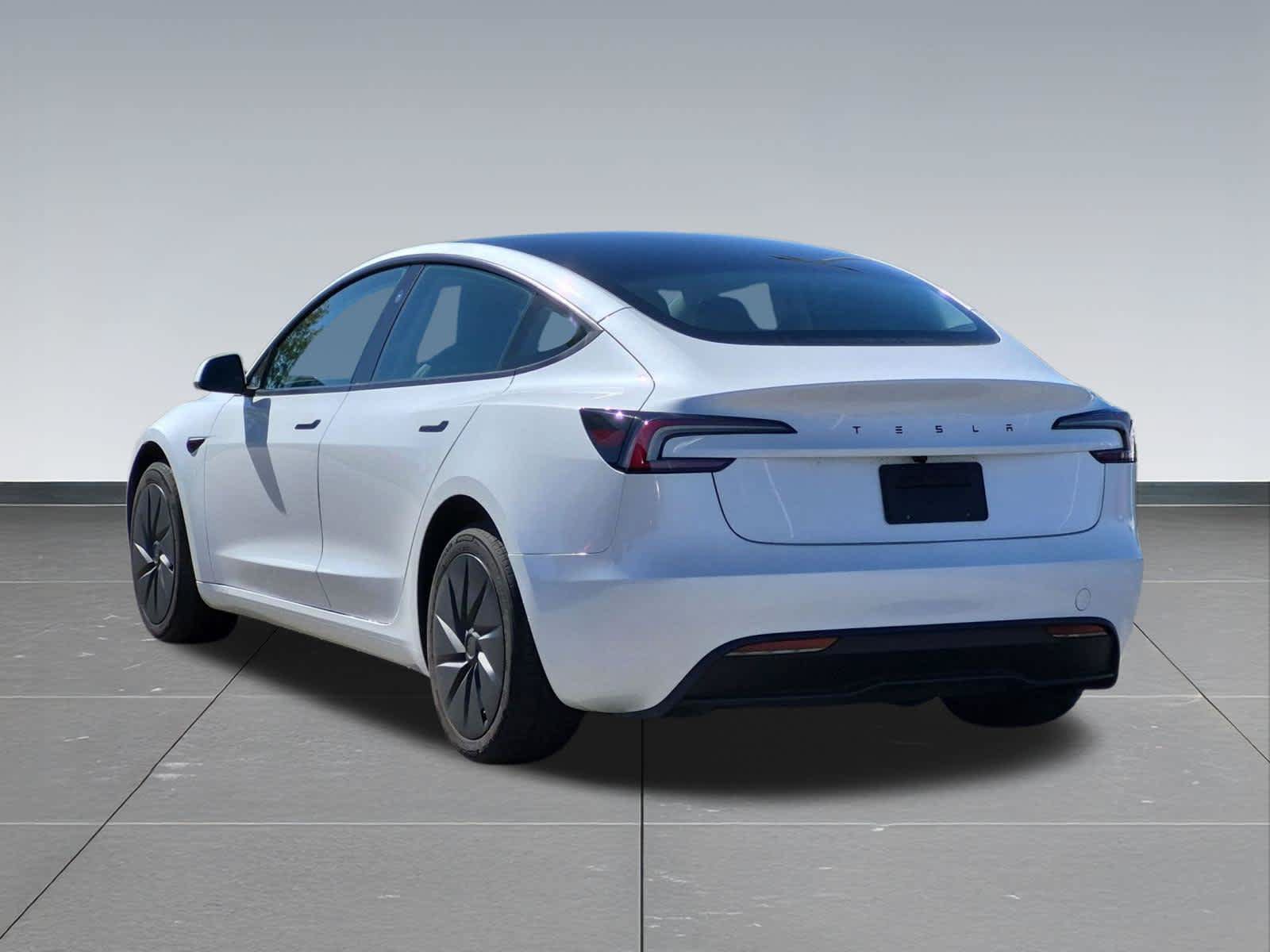 Used 2025 Tesla Model 3 RWD image 4
