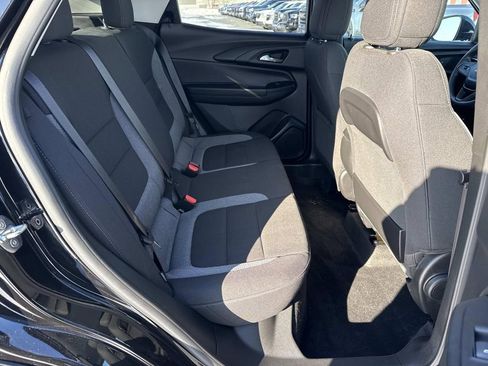 Used 2023 Chevrolet TrailBlazer LT FWD image 21