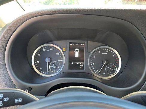 Used 2023 Mercedes-Benz Metris Passenger image 20