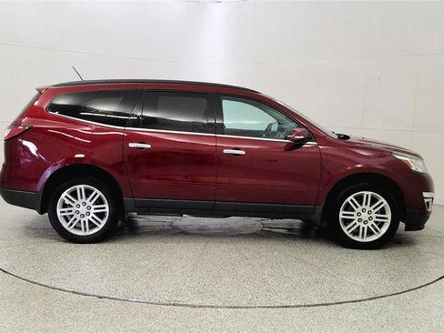Used 2015 Chevrolet Traverse LT w/ Style and Technology Package FWD image 8
