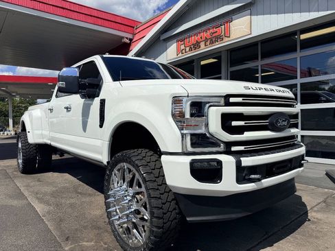Used 2022 Ford F350 Platinum AWD/4WD image 17