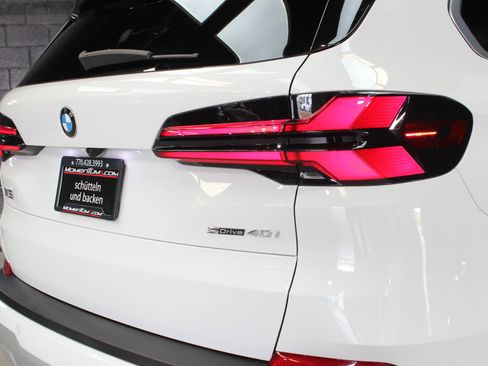 Used 2024 BMW X5 sDrive40i image 16