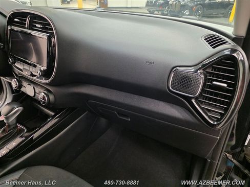 Used 2021 Kia Soul Turbo FWD image 29