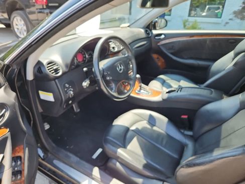 Used 2008 Mercedes-Benz CLK 350 Coupe image 13