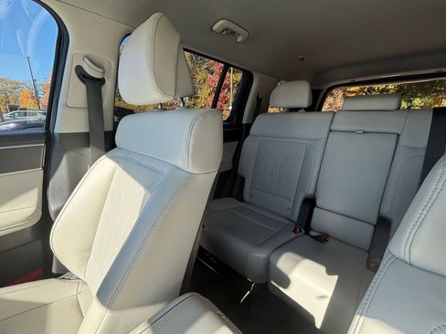 Used 2025 Hyundai Santa Fe SEL image 39